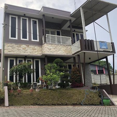 Villa Kusuma Hill A8 Batu  Exterior foto