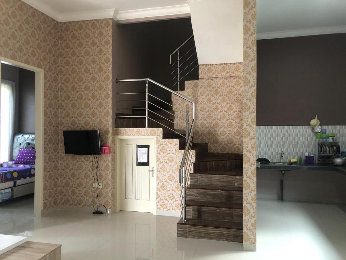 Villa Kusuma Hill A8 Batu  Exterior foto
