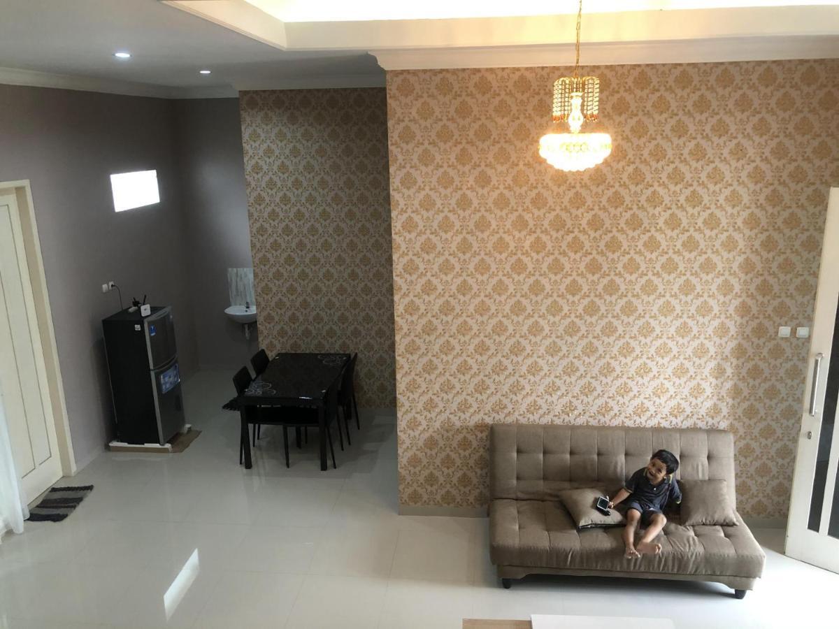 Villa Kusuma Hill A8 Batu  Exterior foto
